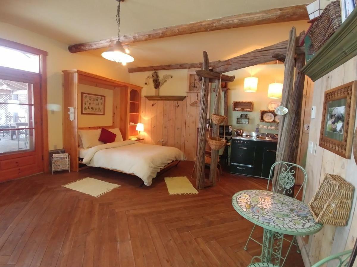 Jardins De L'Achillee Millefeuille Bed & Breakfast La Conception Bagian luar foto